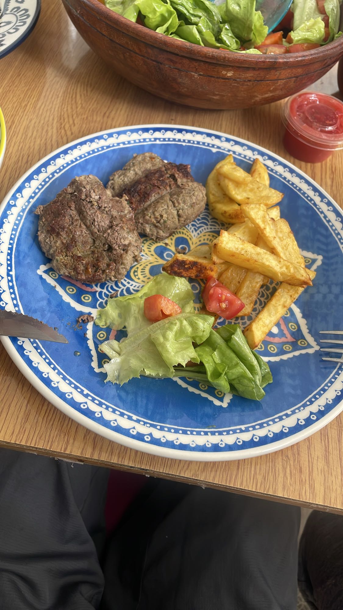 Kefta con papas fritas