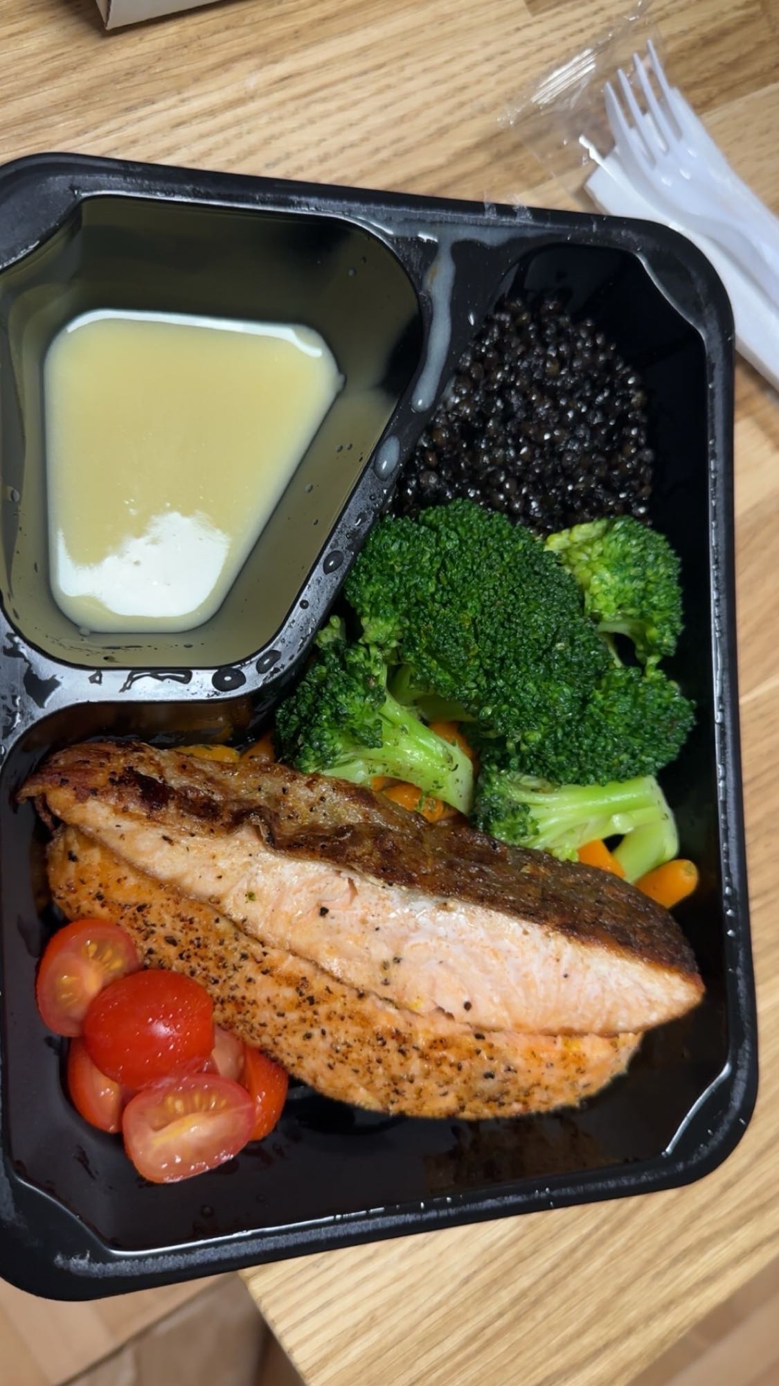 Łosoś z soczewicą