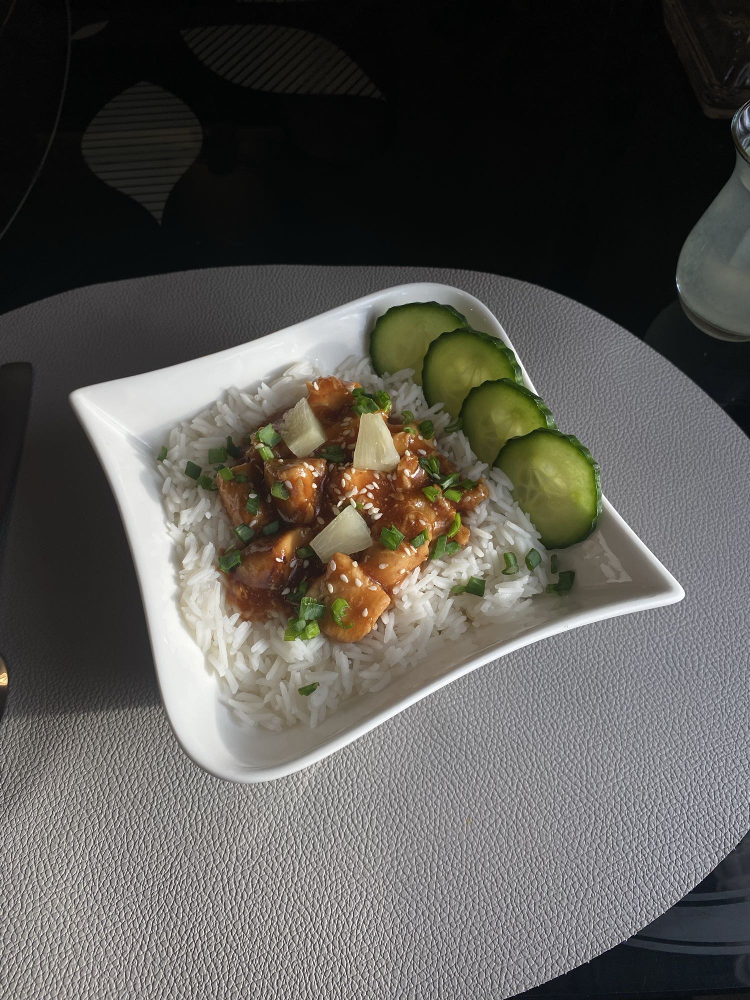 Kurczak teriyaki z ryżem