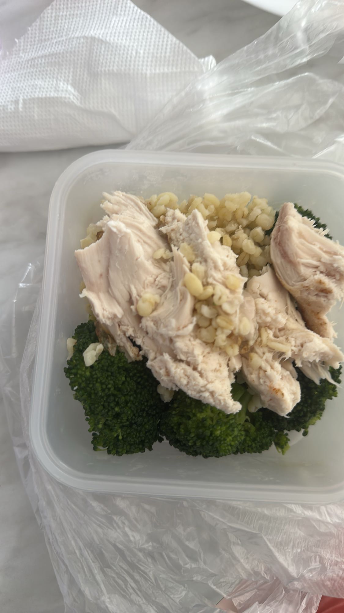 Курка з булгуром і броколі