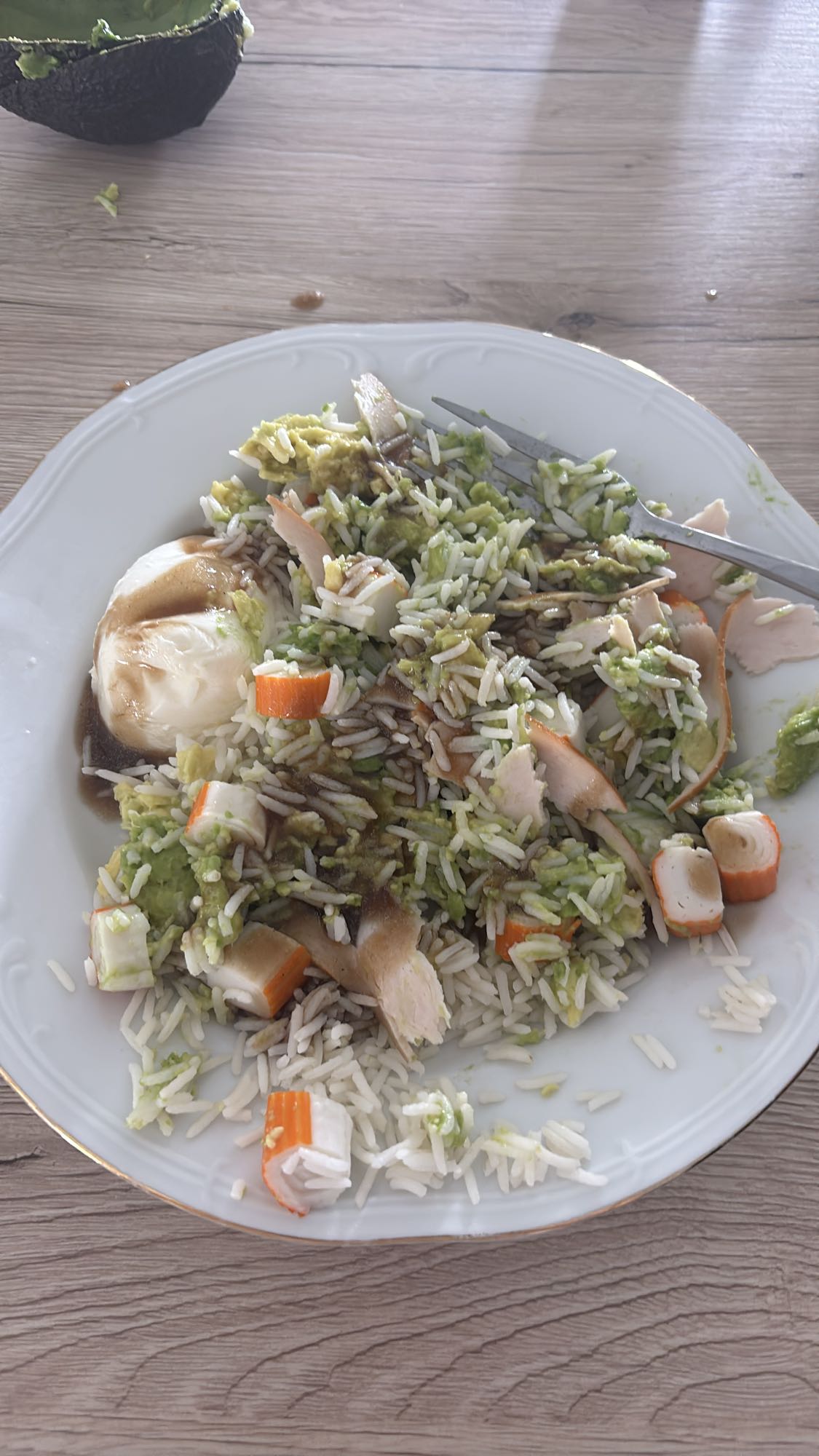 Salade de riz avocat