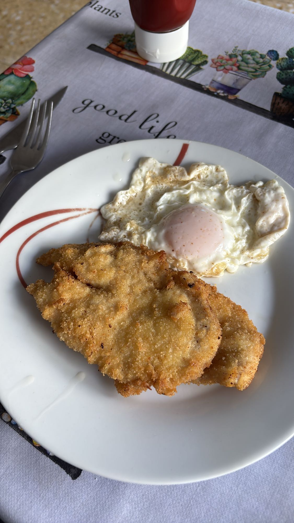 Milanesa amb ou fregit