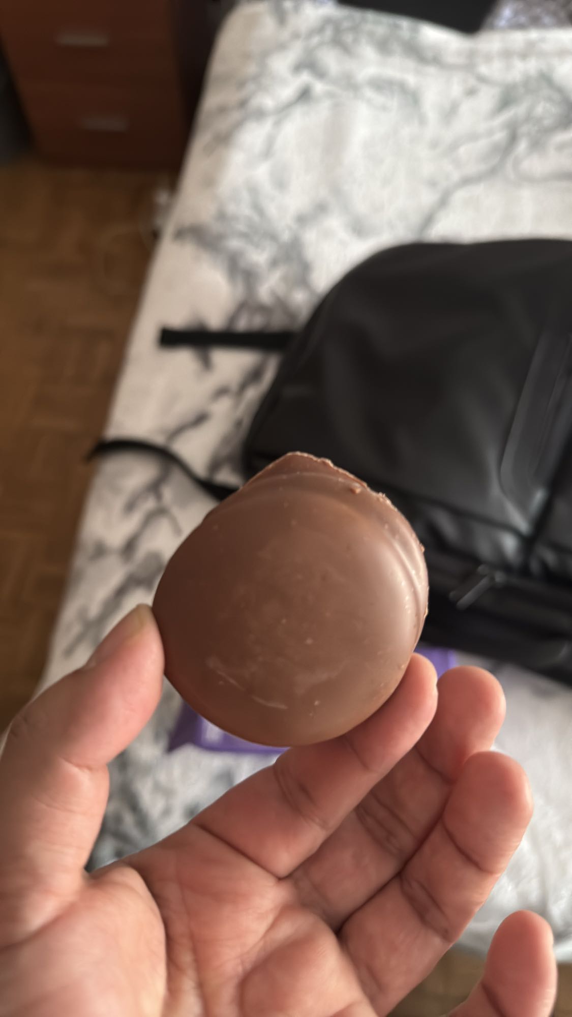 Galleta cubierta de chocolate