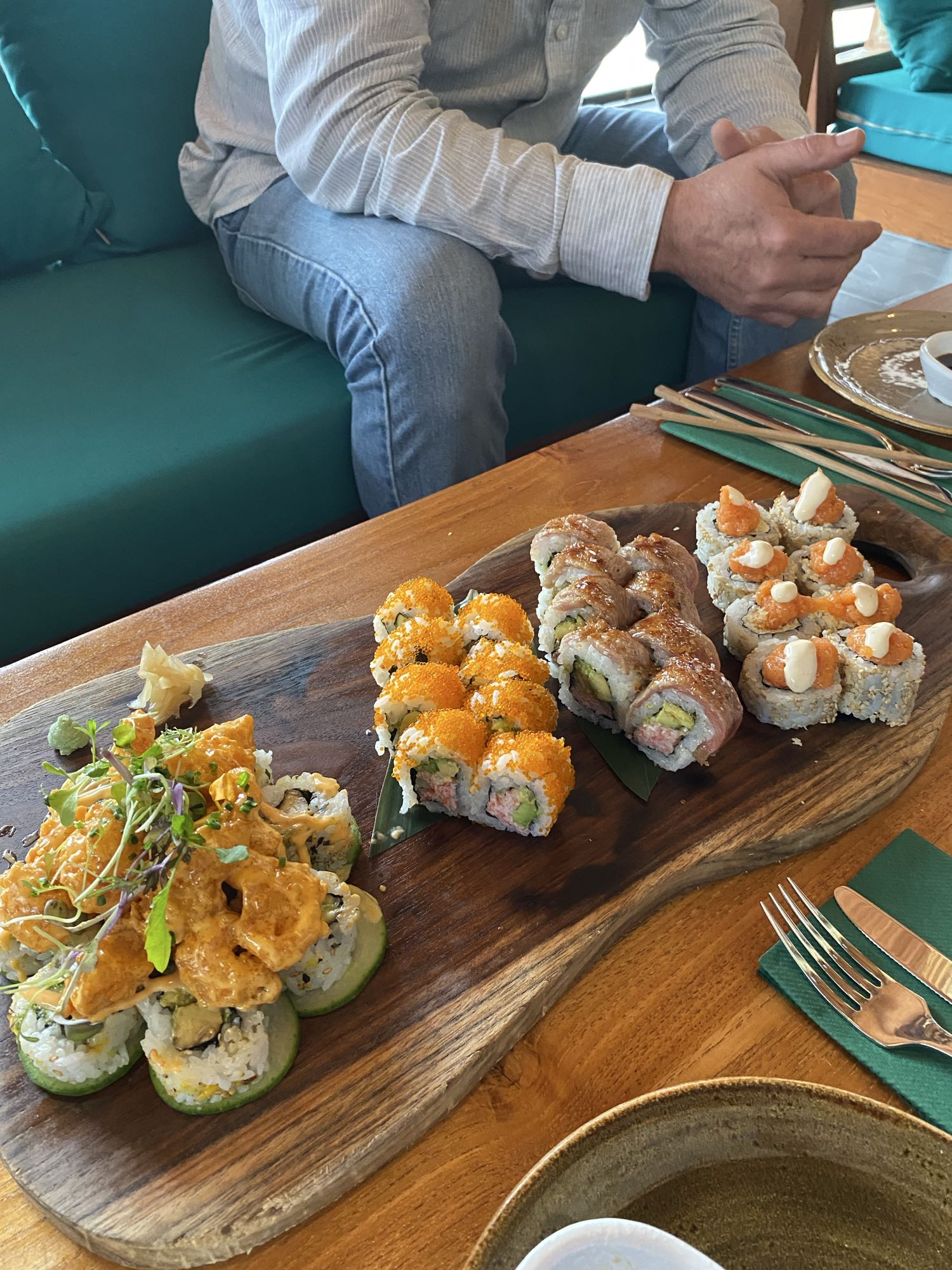 Tabla de sushi variado