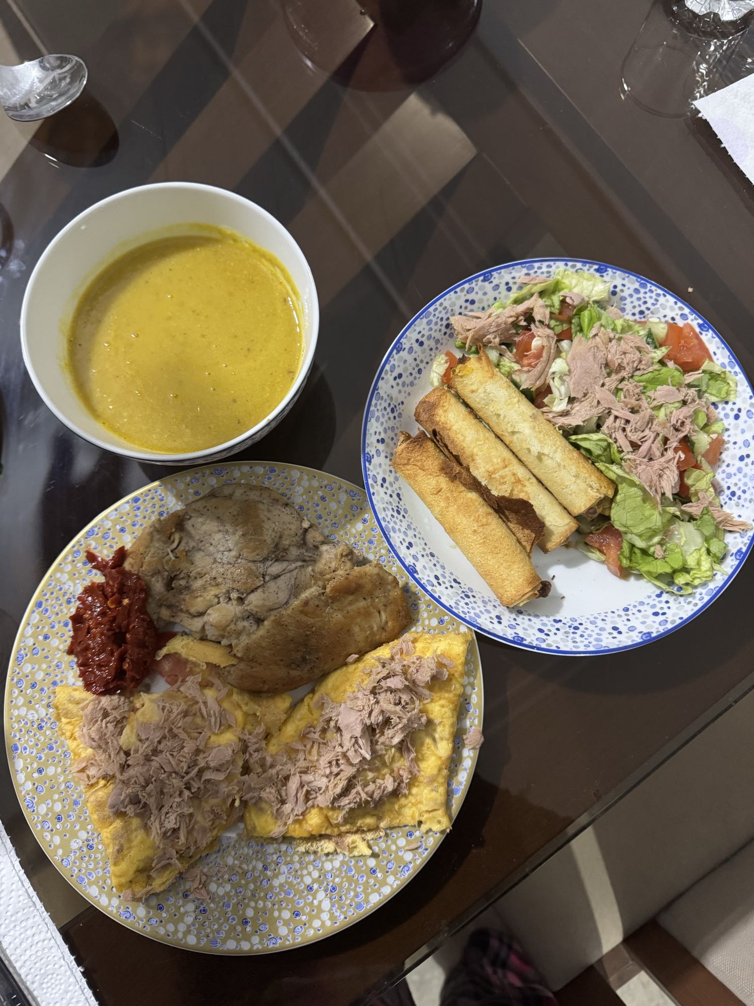 Tuna Omelette with Soup