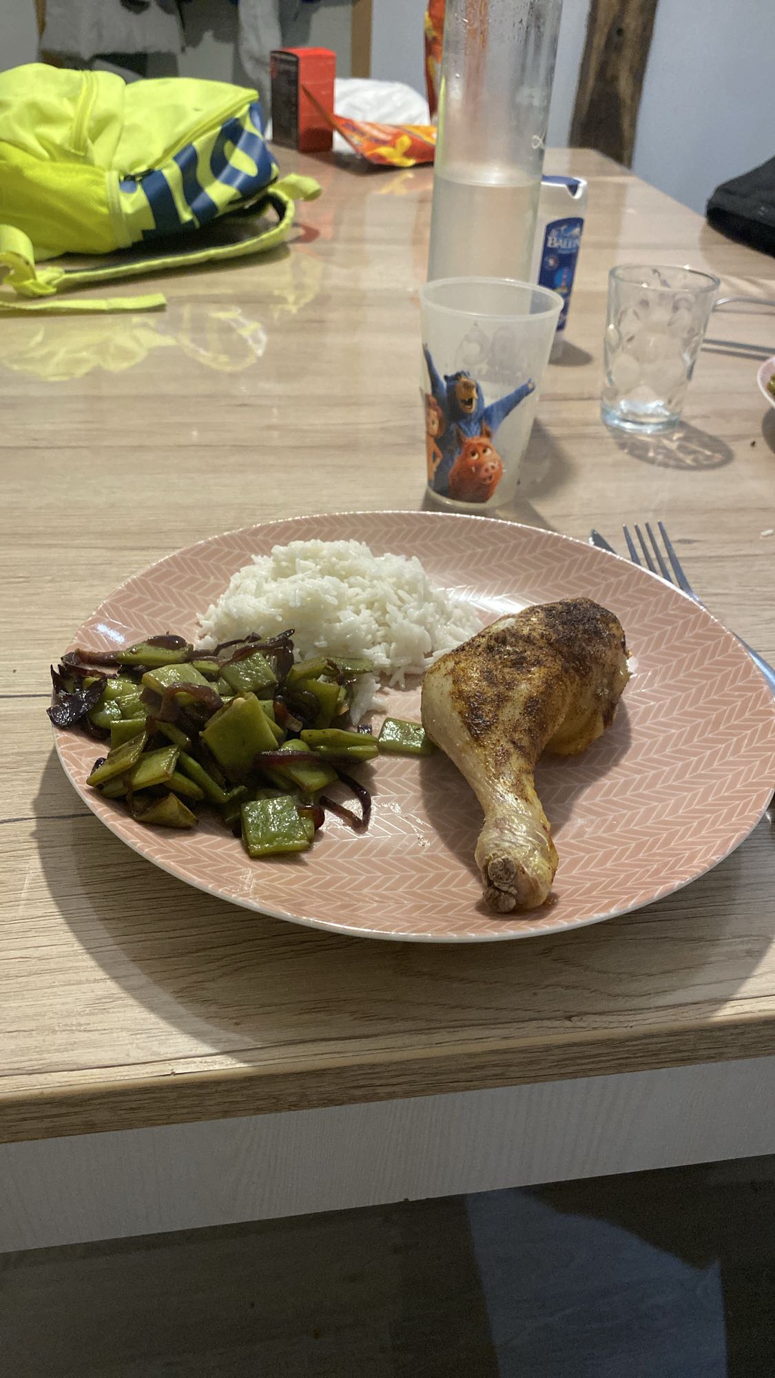 Poulet avec riz et légumes