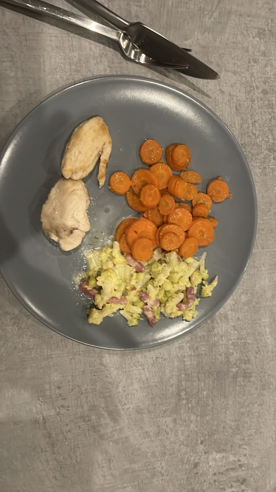 Poulet avec légumes