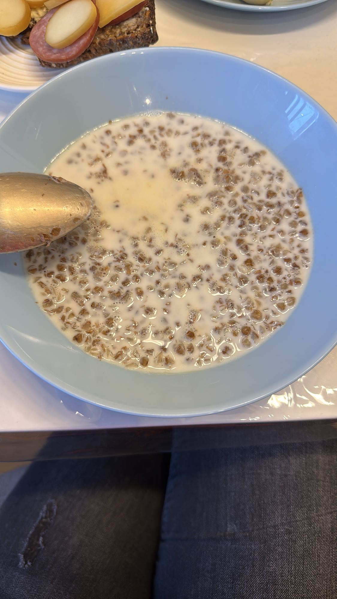 Гречневая каша с молоком