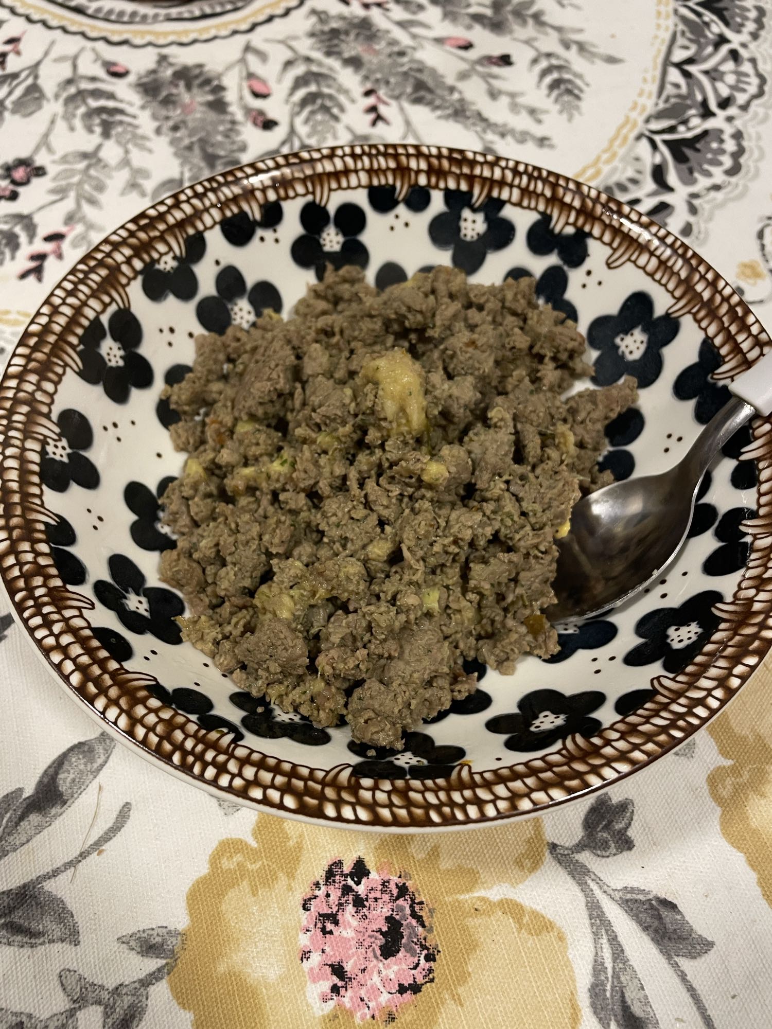 Carne molida con aguacate