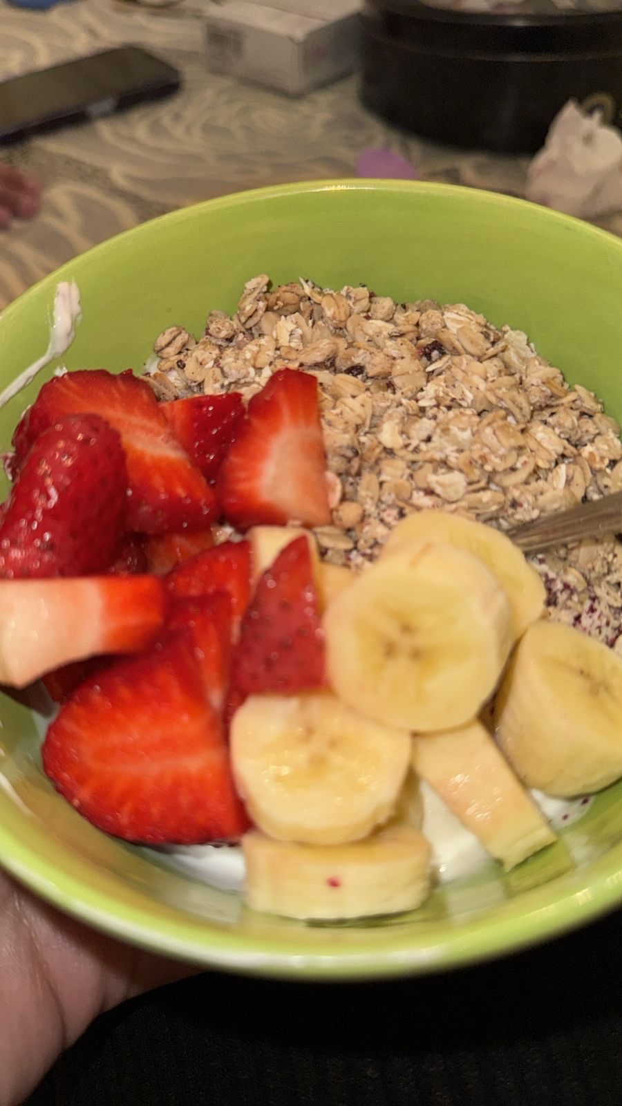 Bol de muesli aux fruits