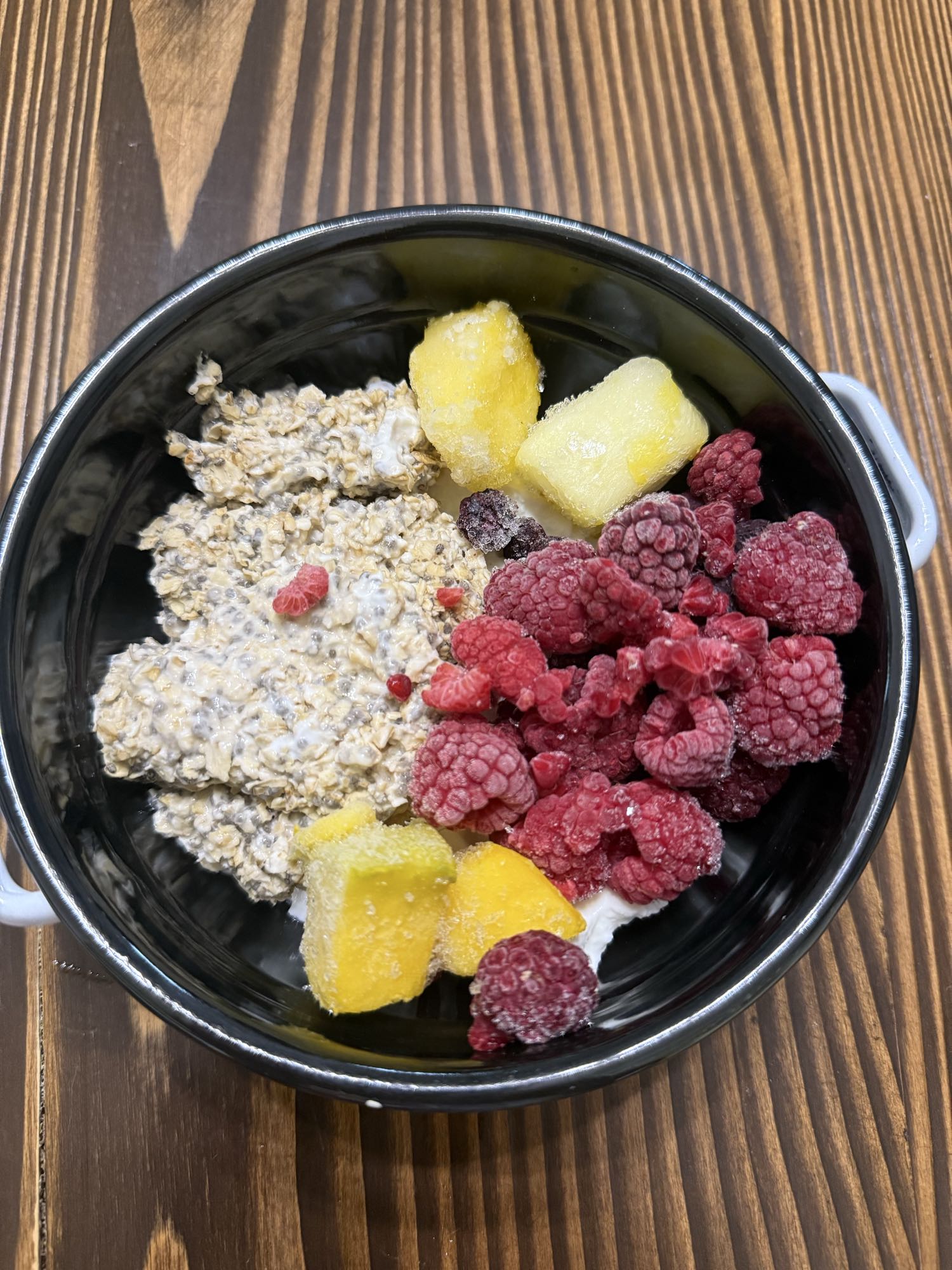 Overnight Oats with Berries