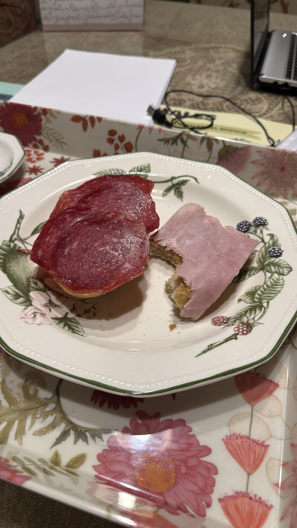 Bocadillo de embutido