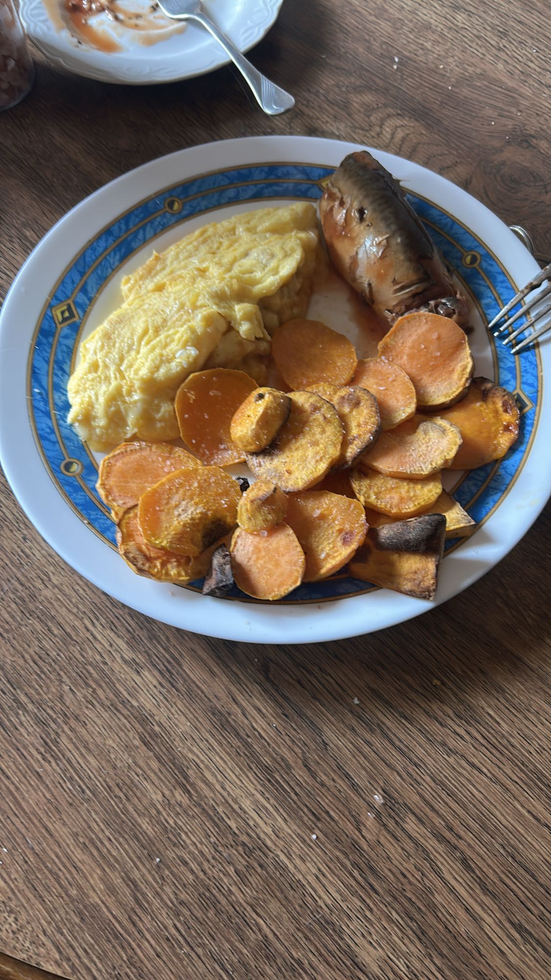 Tortilla con camote y pescado