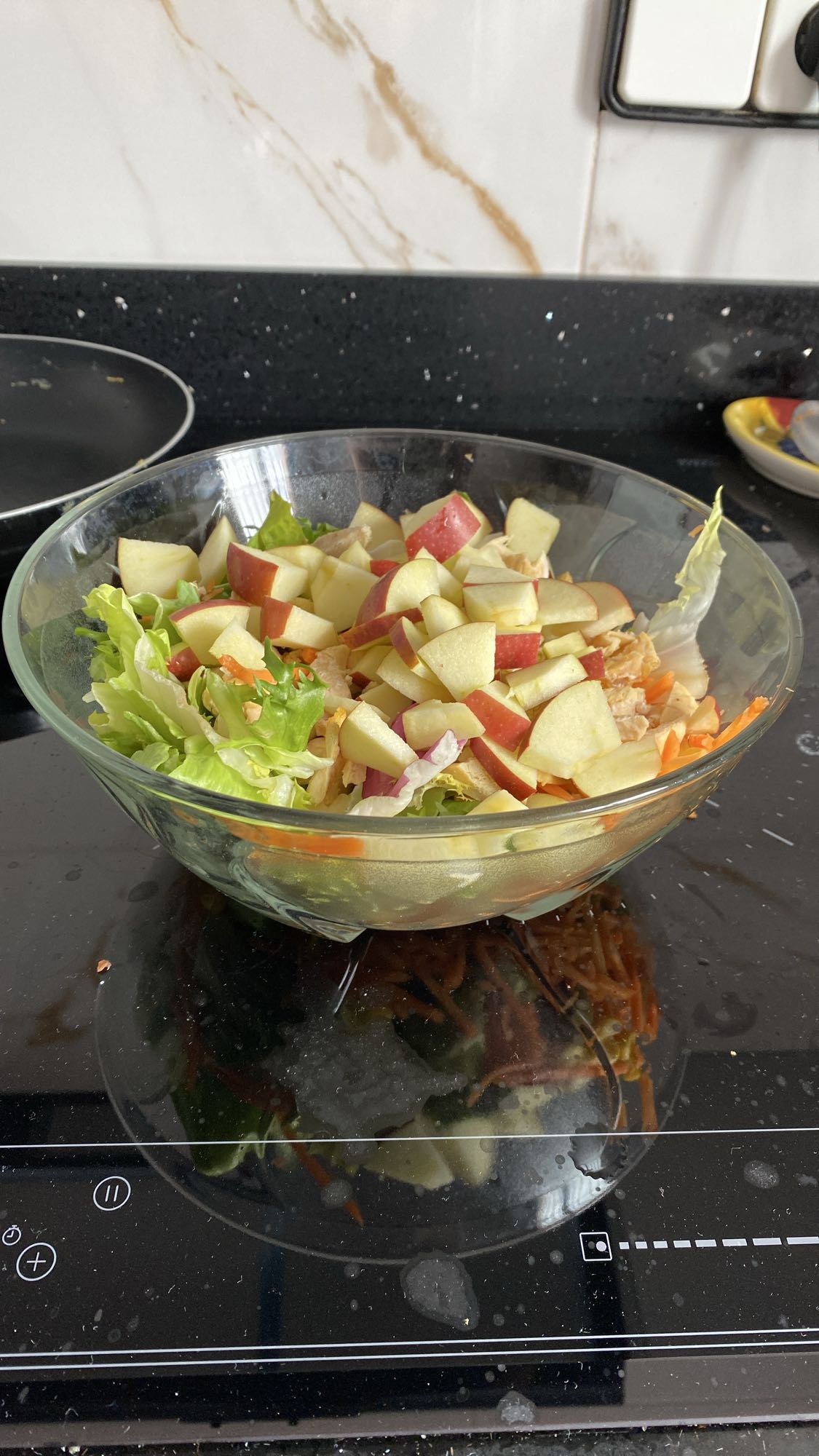 Amanida de pollastre i poma