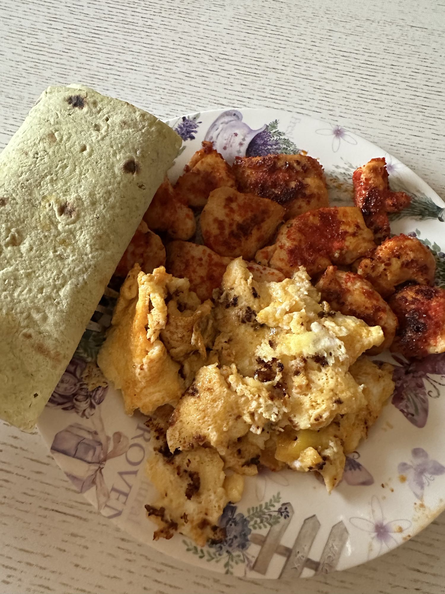 Scrambled Eggs with Chicken