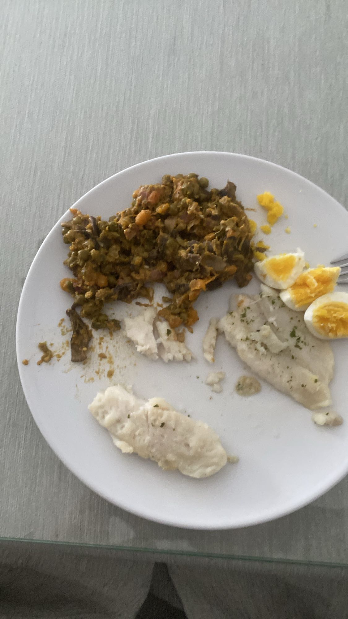 Pescado con lentejas