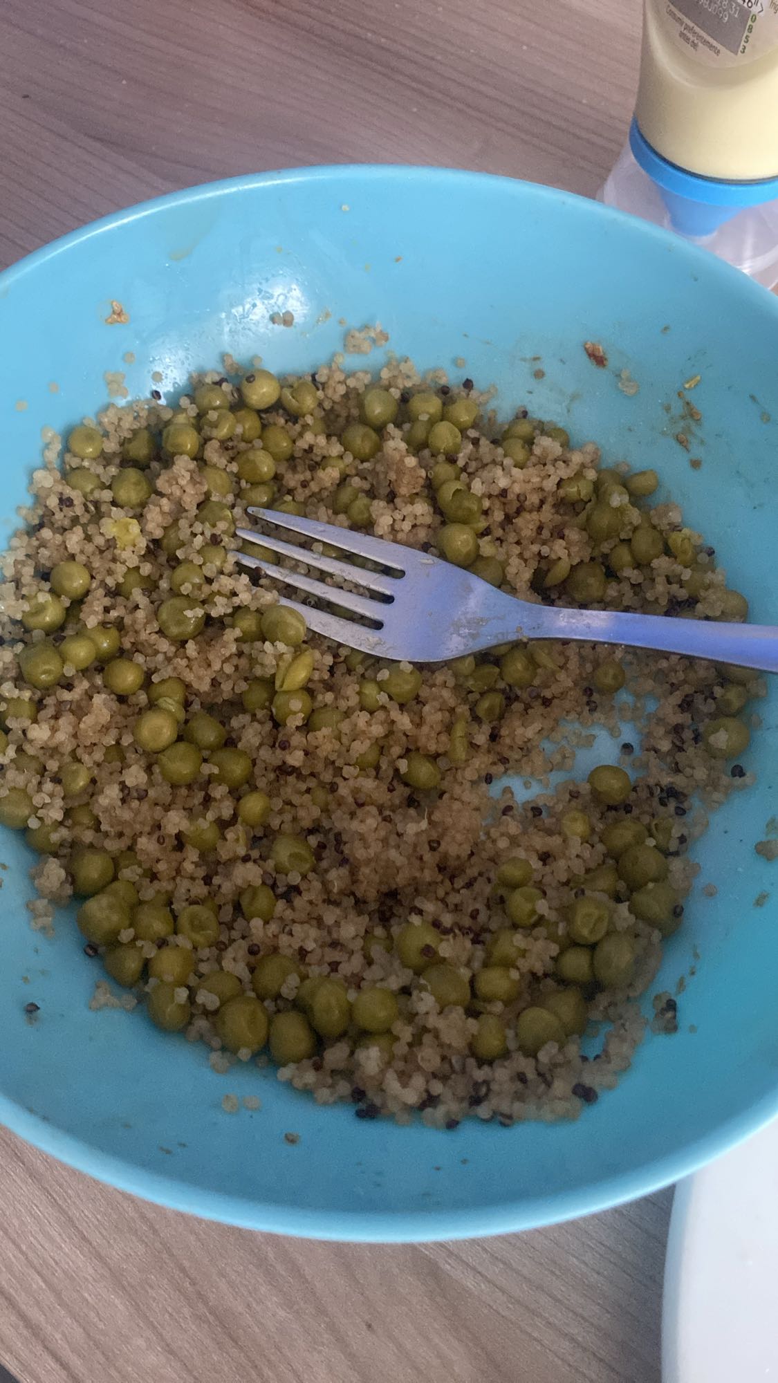 Quinoa and Peas Bowl