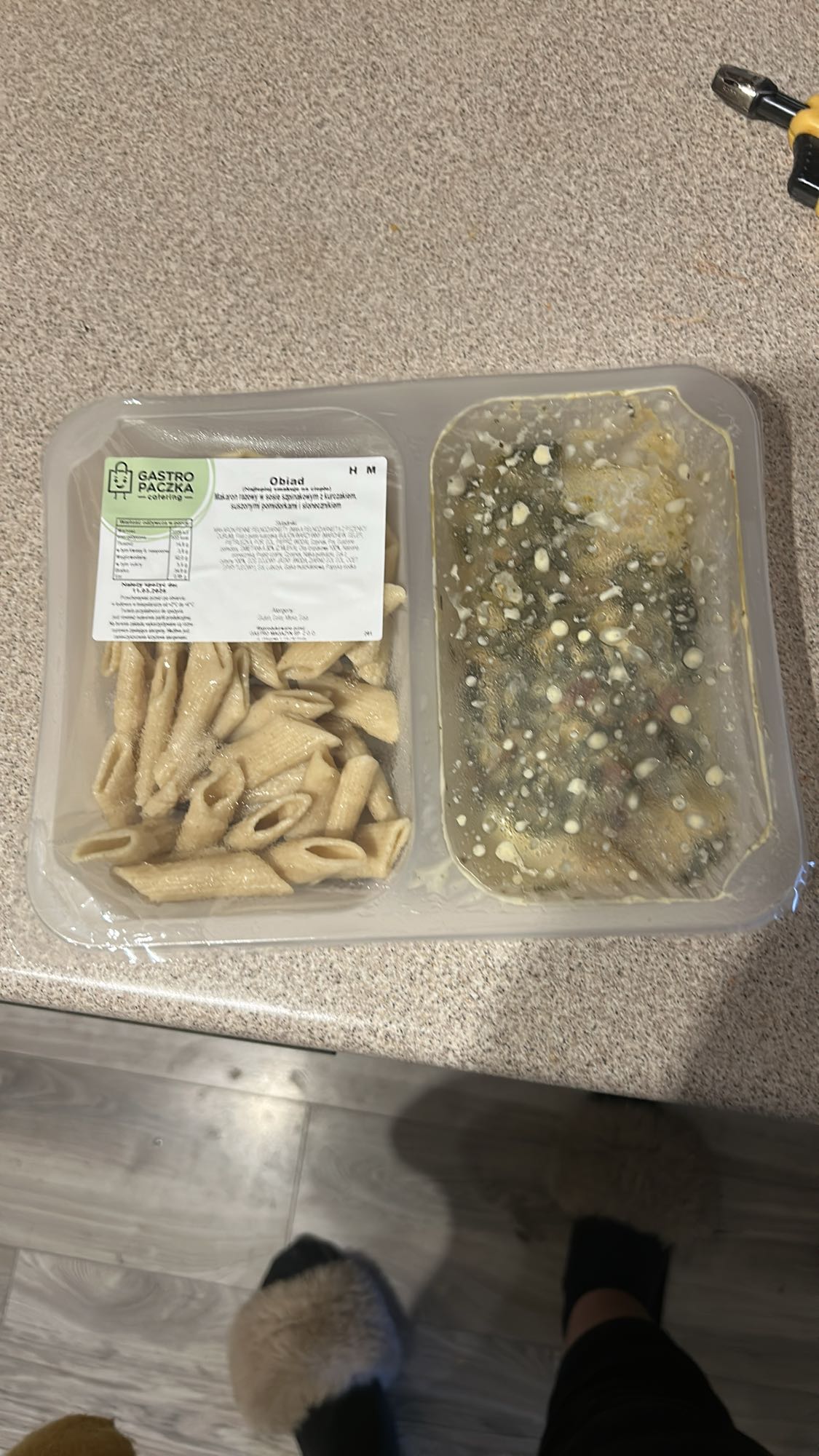 Makaron z kurczakiem i szpinakiem