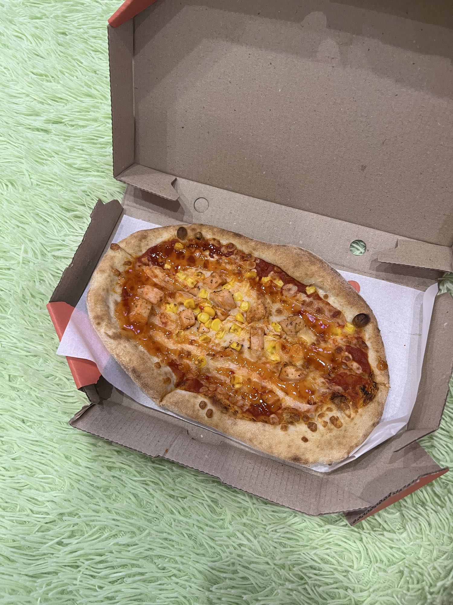 Піца з куркою та кукурудзою