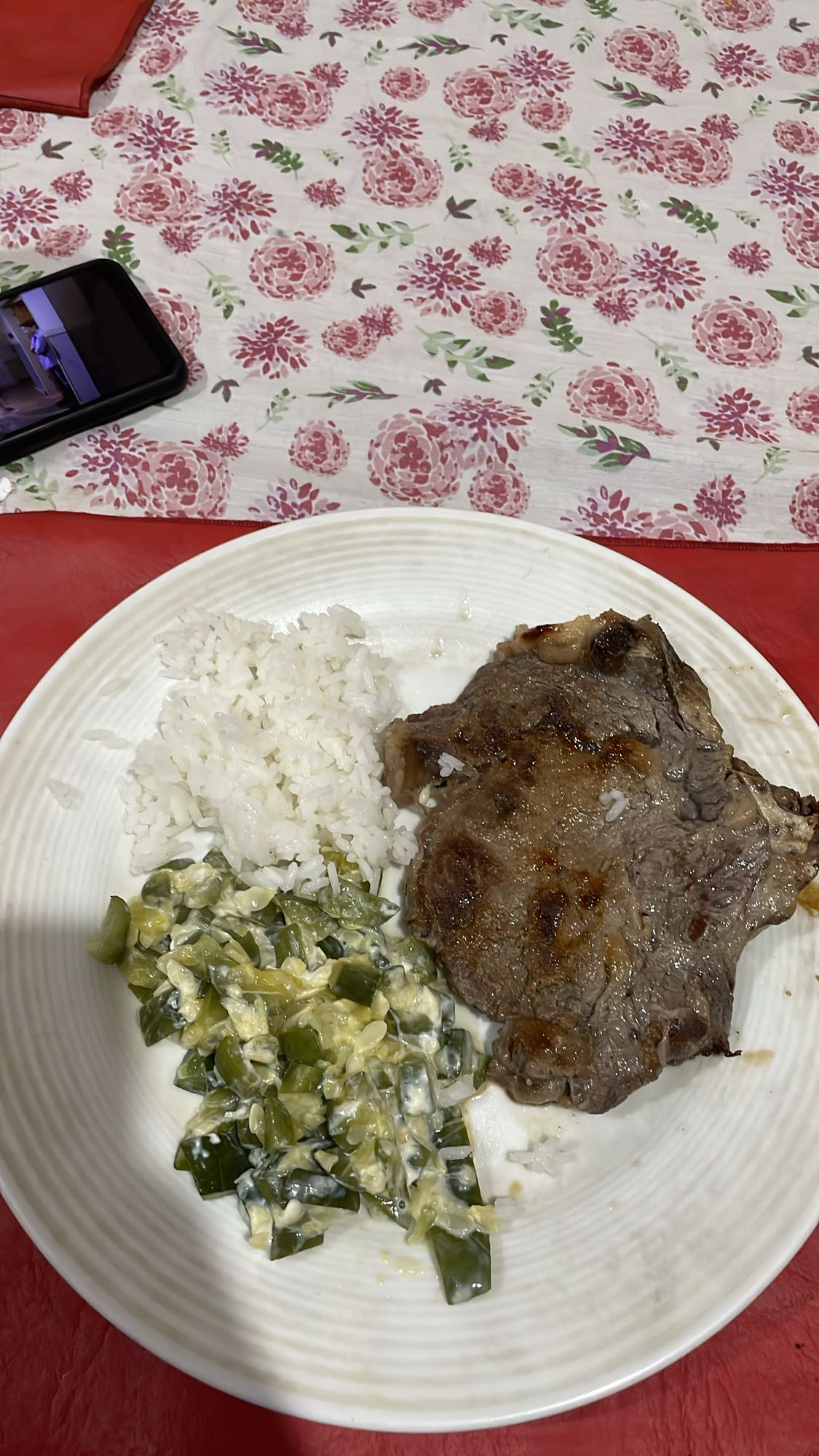Bistec con arroz y rajas