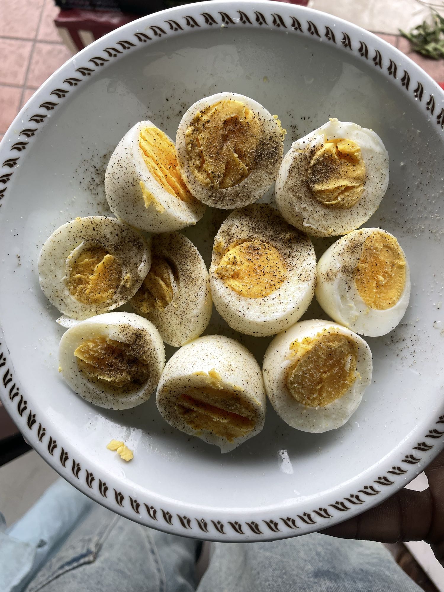 Boiled Eggs with Pepper