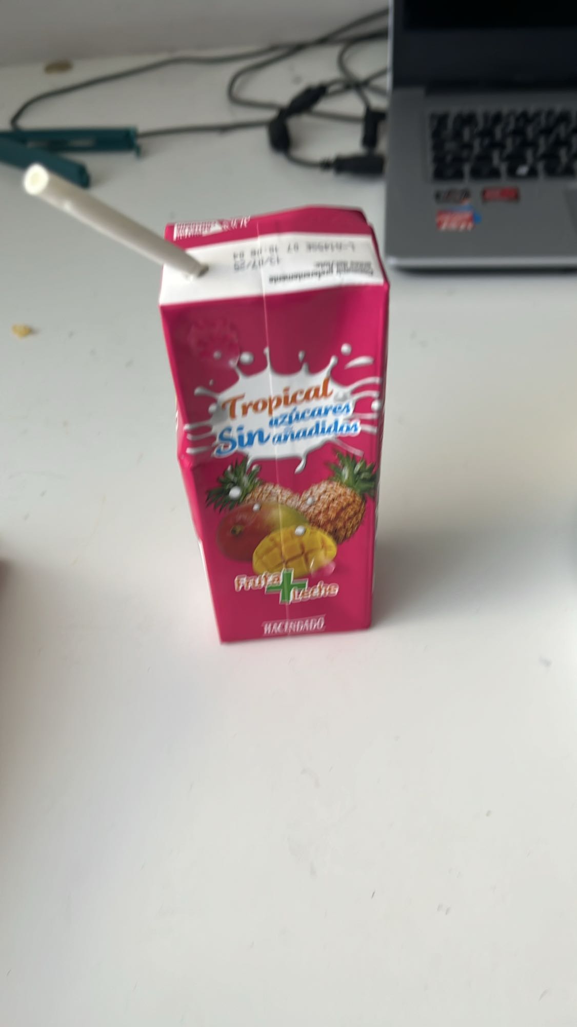 Jugo tropical sin azúcar