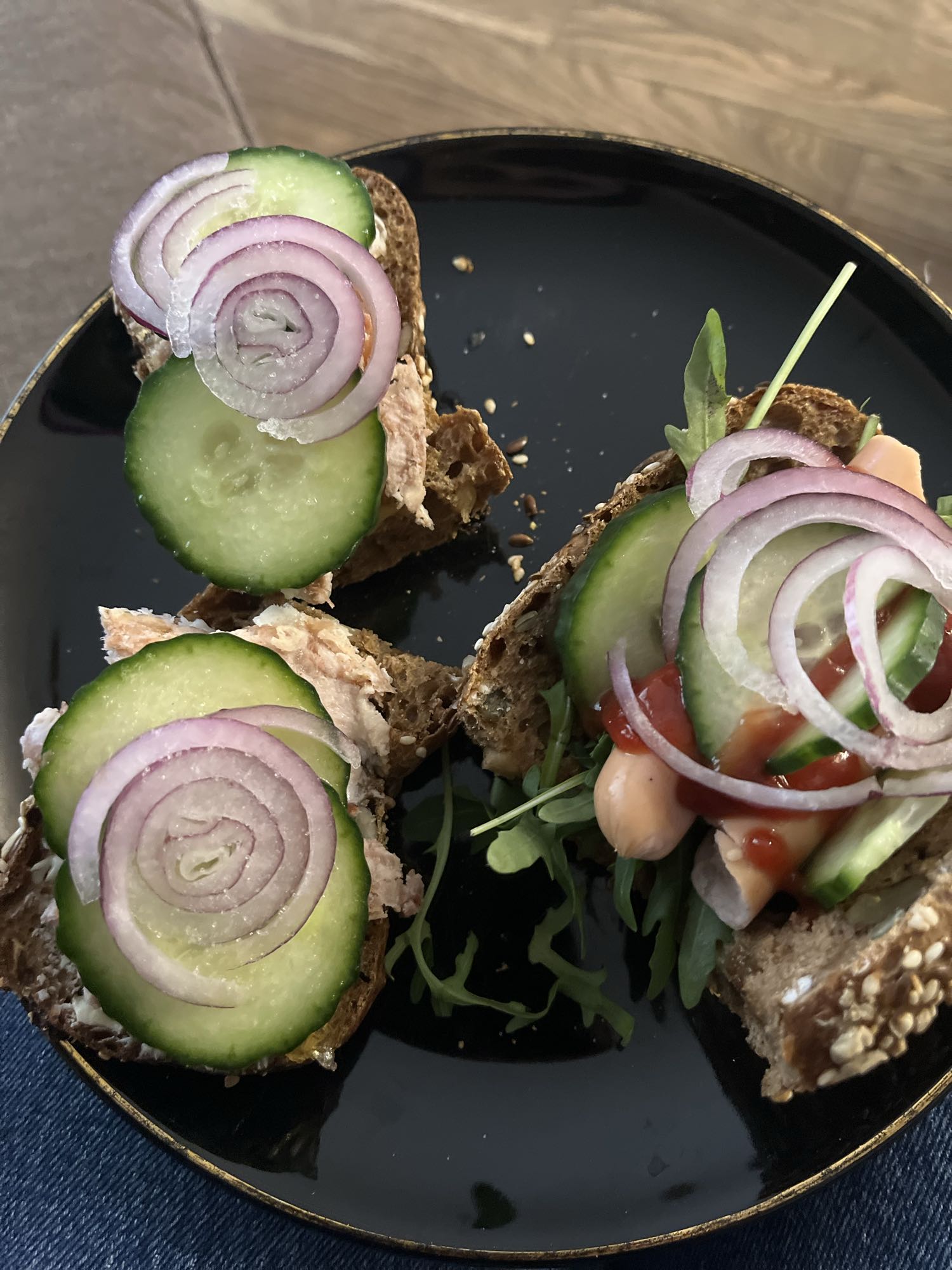 Kanapki z tuńczykiem