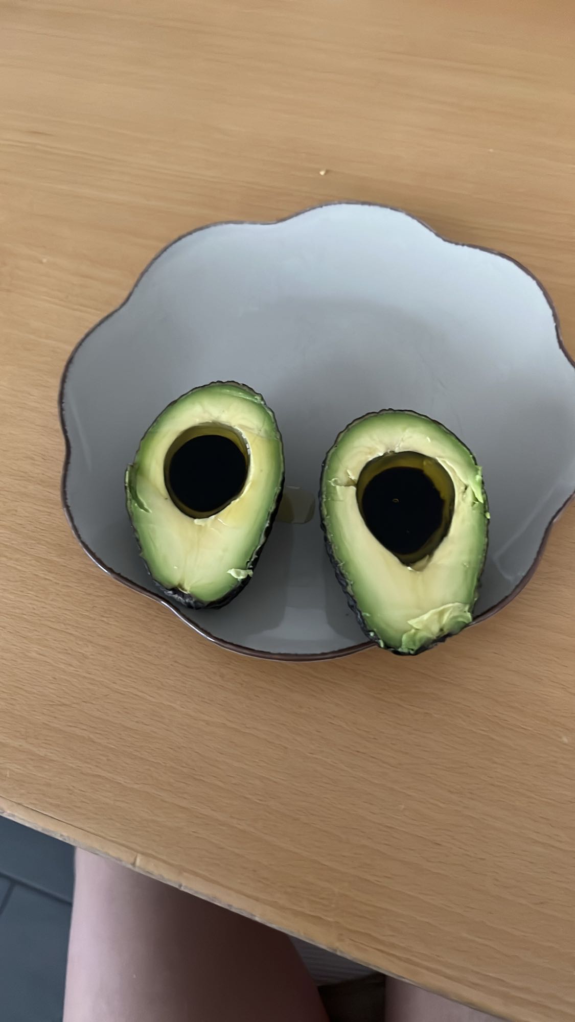 Avocat avec sauce soja