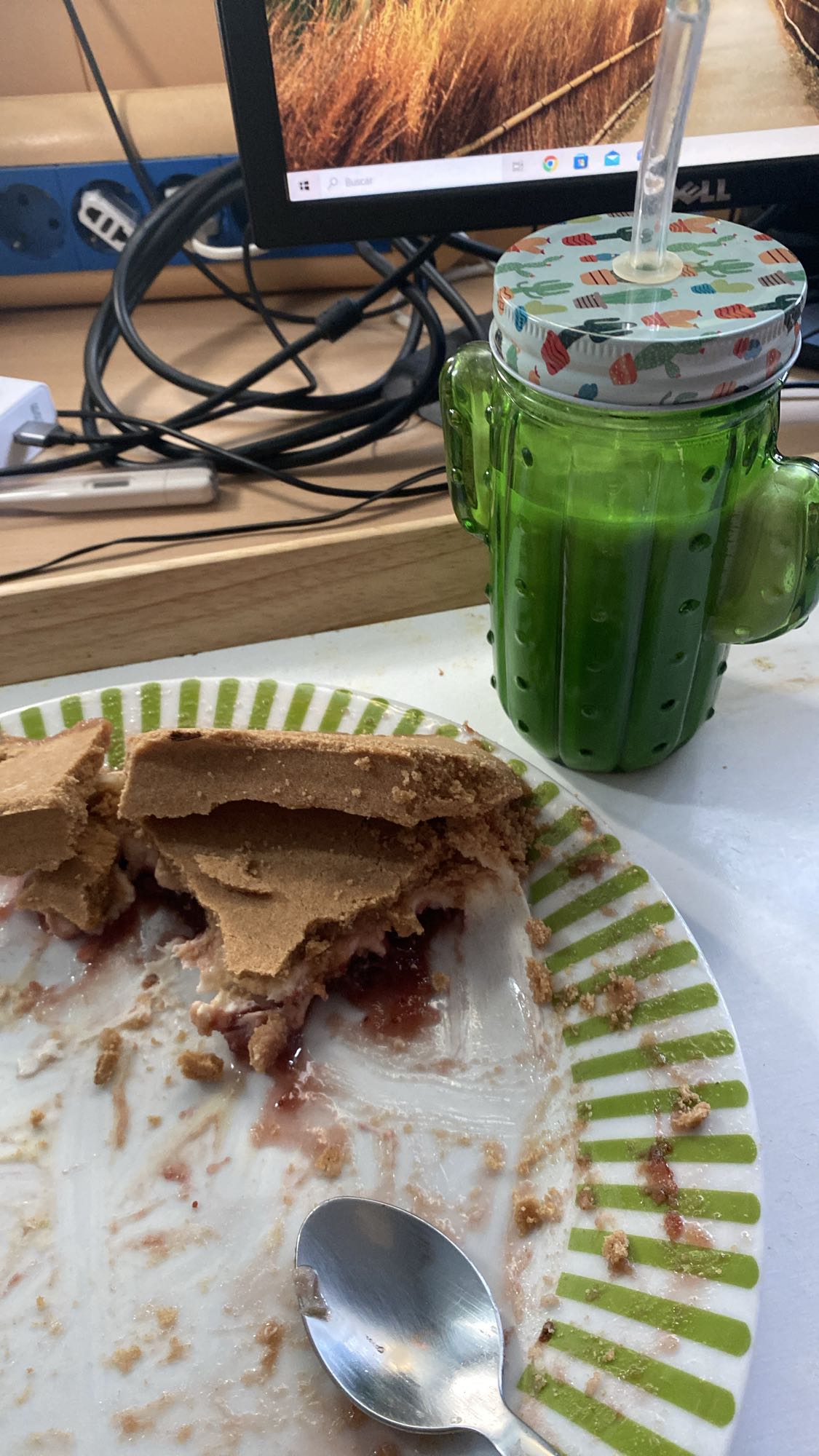 Tarta con batido verde