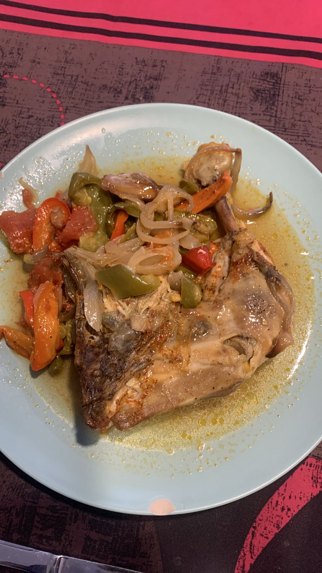 Pescado con vegetales