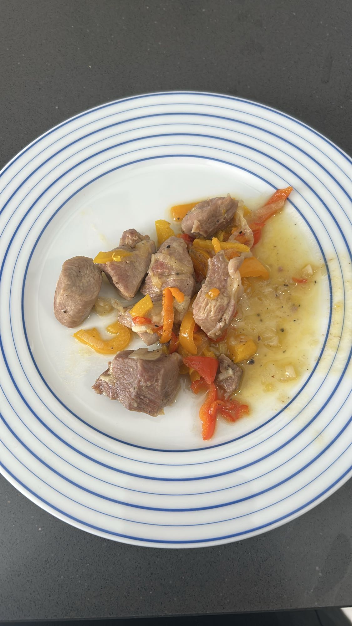 Carne con pimientos