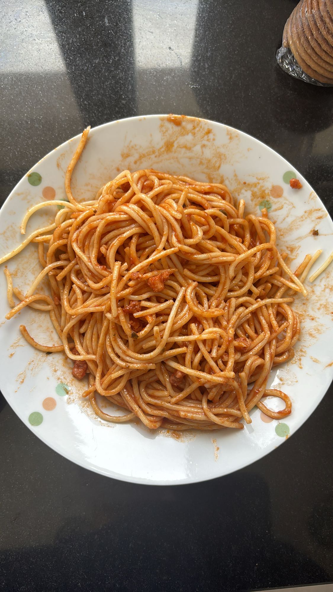 Espaguetis con salsa