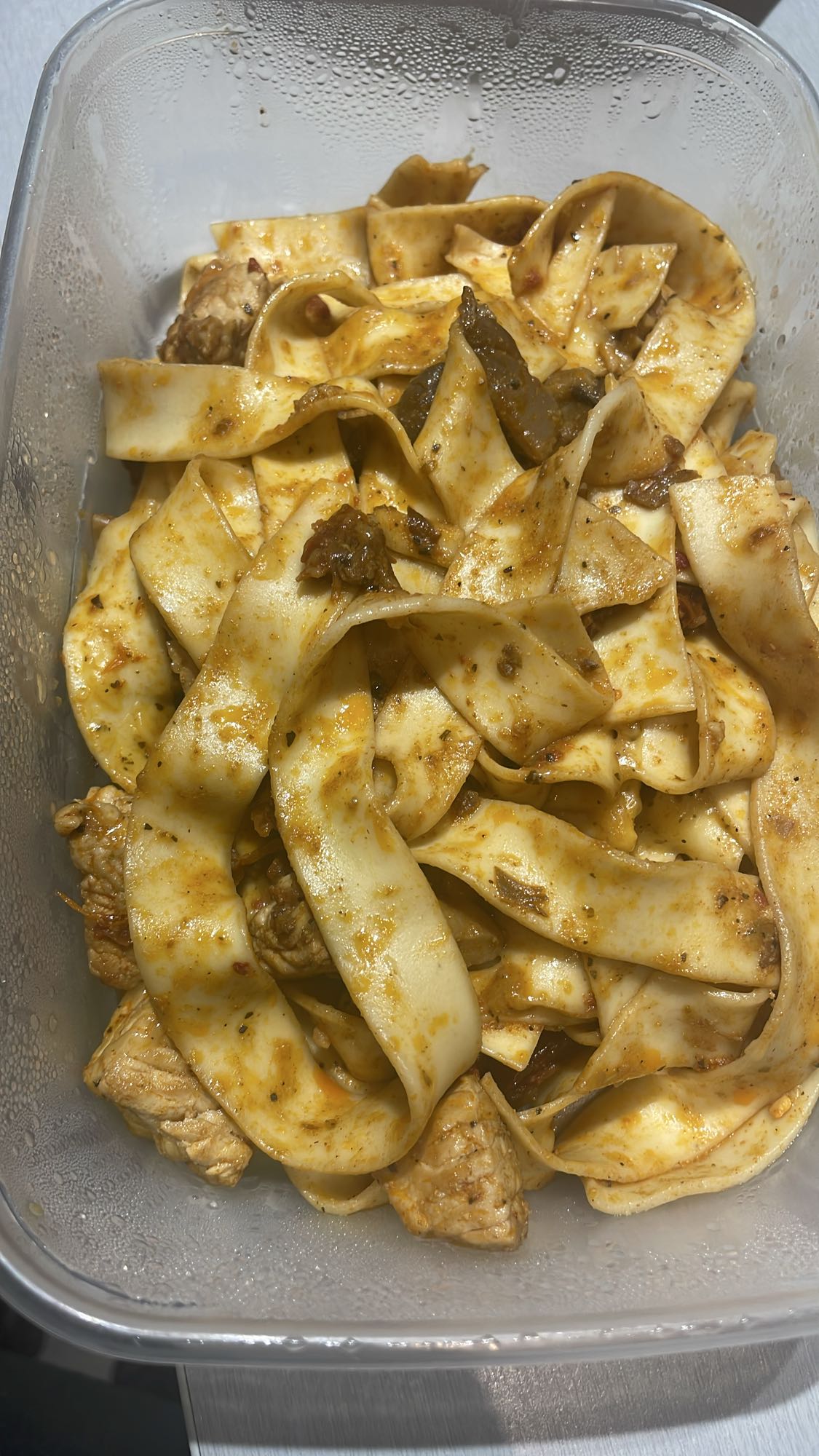 Makaron z kurczakiem