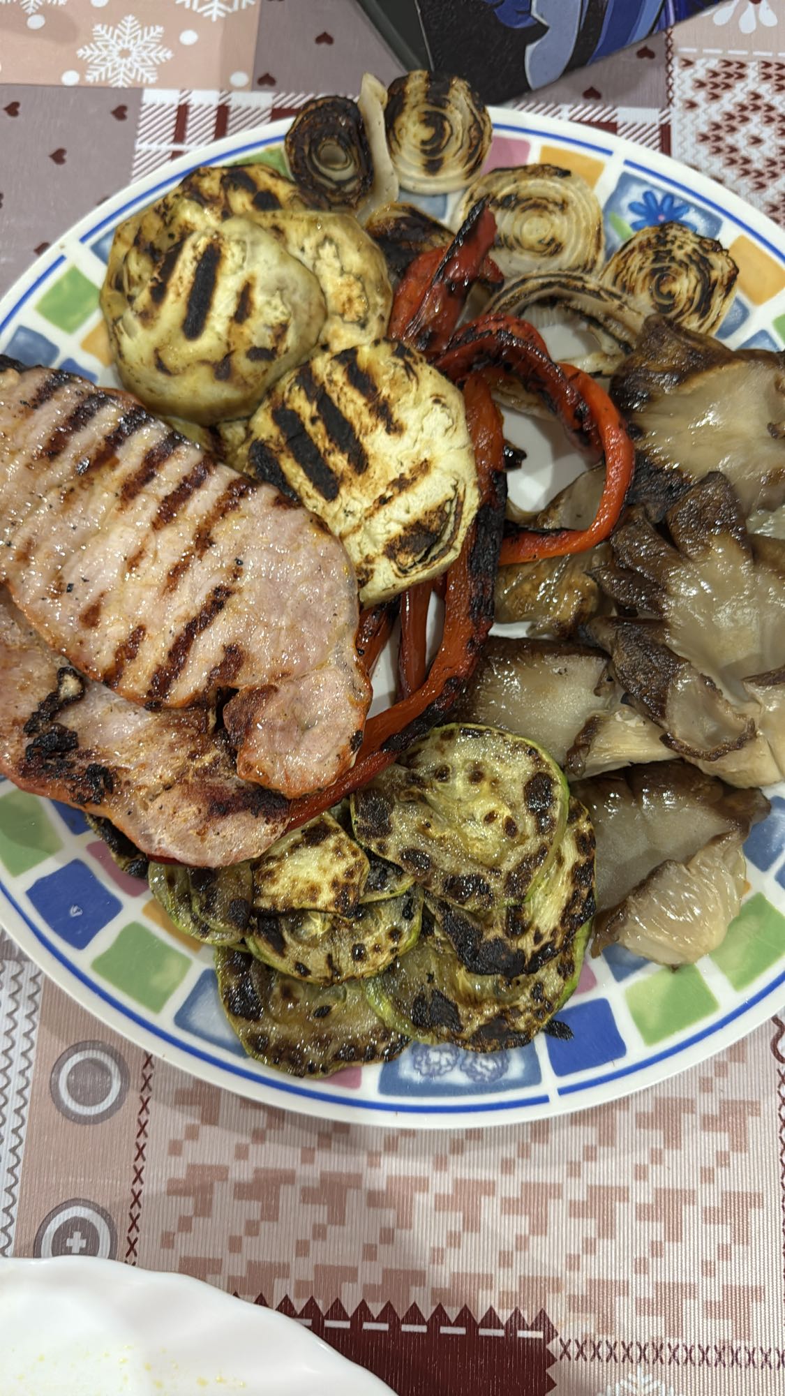 Parrillada de verduras y carne