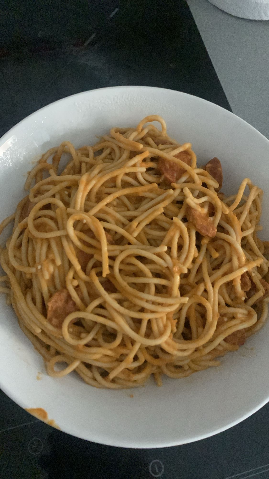 Espaguetis con salsa