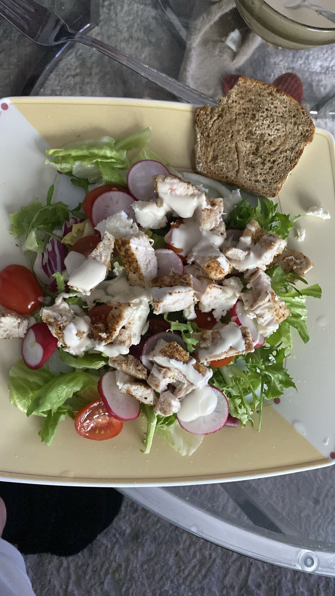 Sałatka z kurczakiem