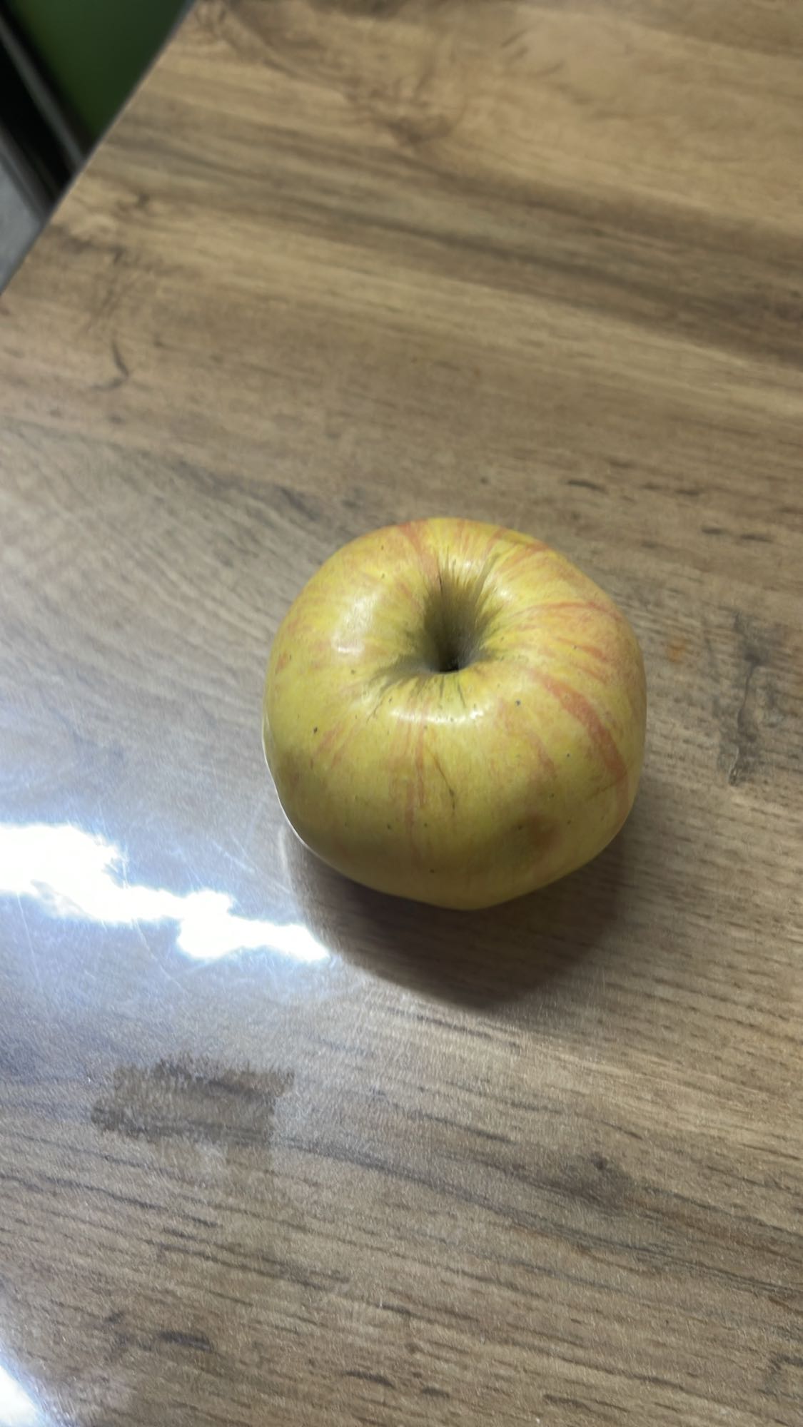 Яблоко