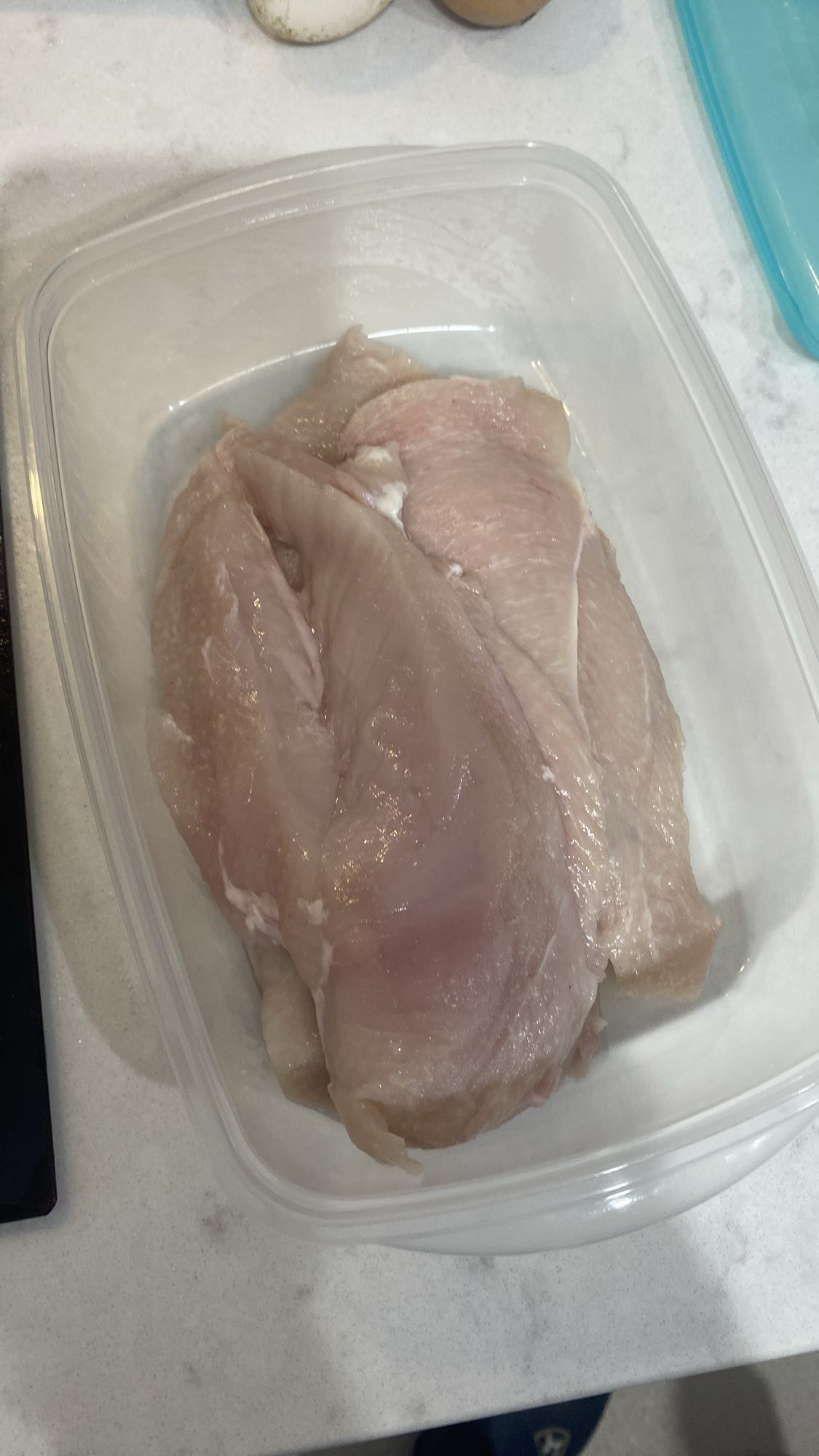 Pechuga de pollo cruda