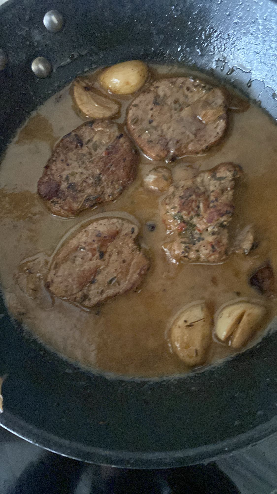 Filete de cerdo al ajo