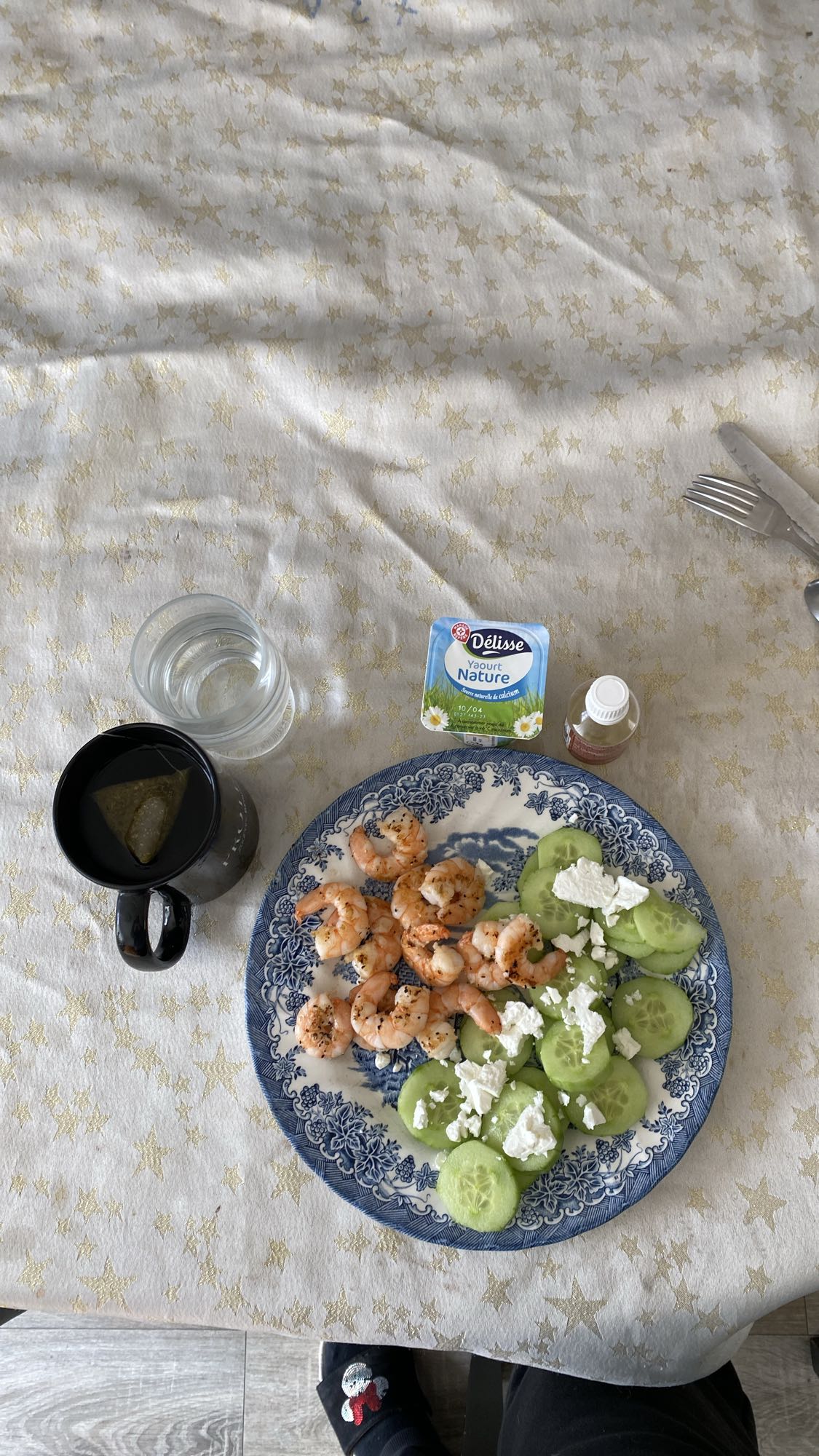 Crevettes et concombre