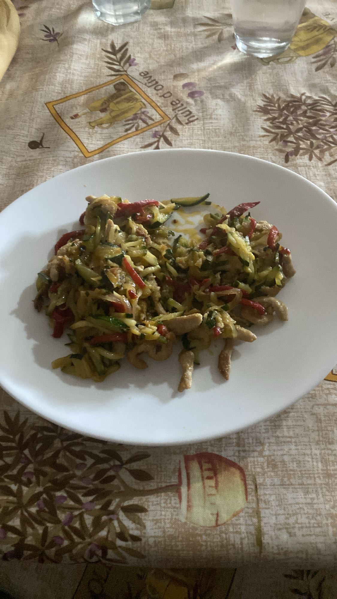 Salteado de verduras y carne