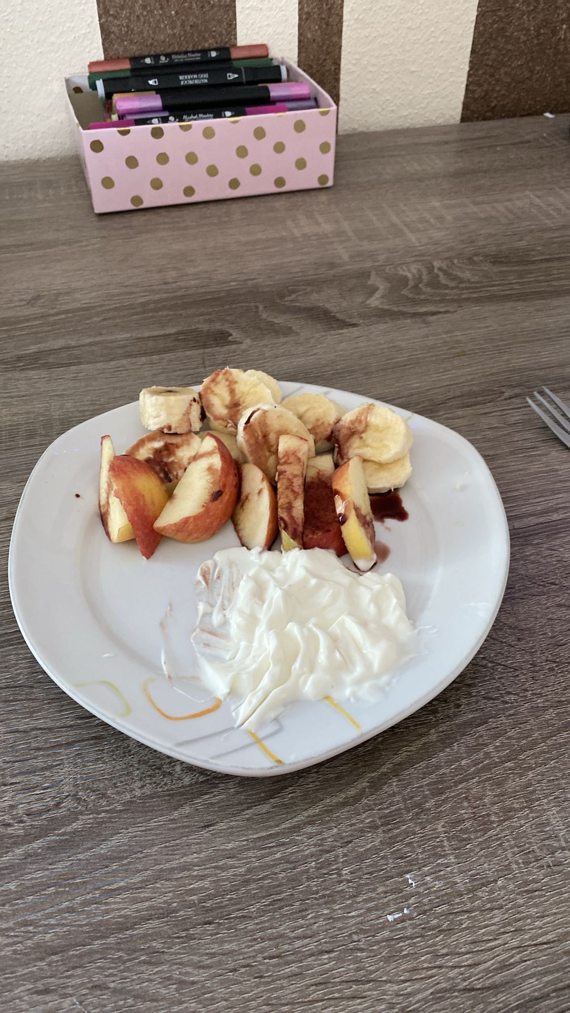 Obst mit Joghurt