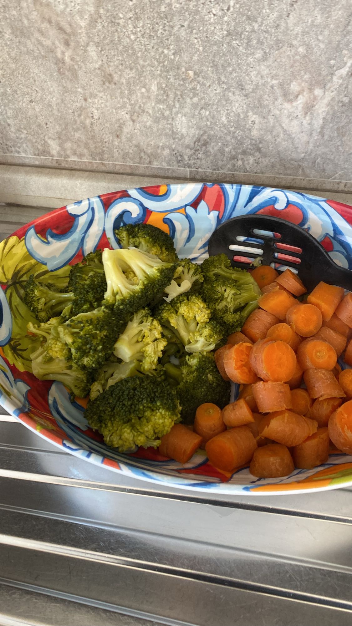 Steamed Broccoli and Carrots