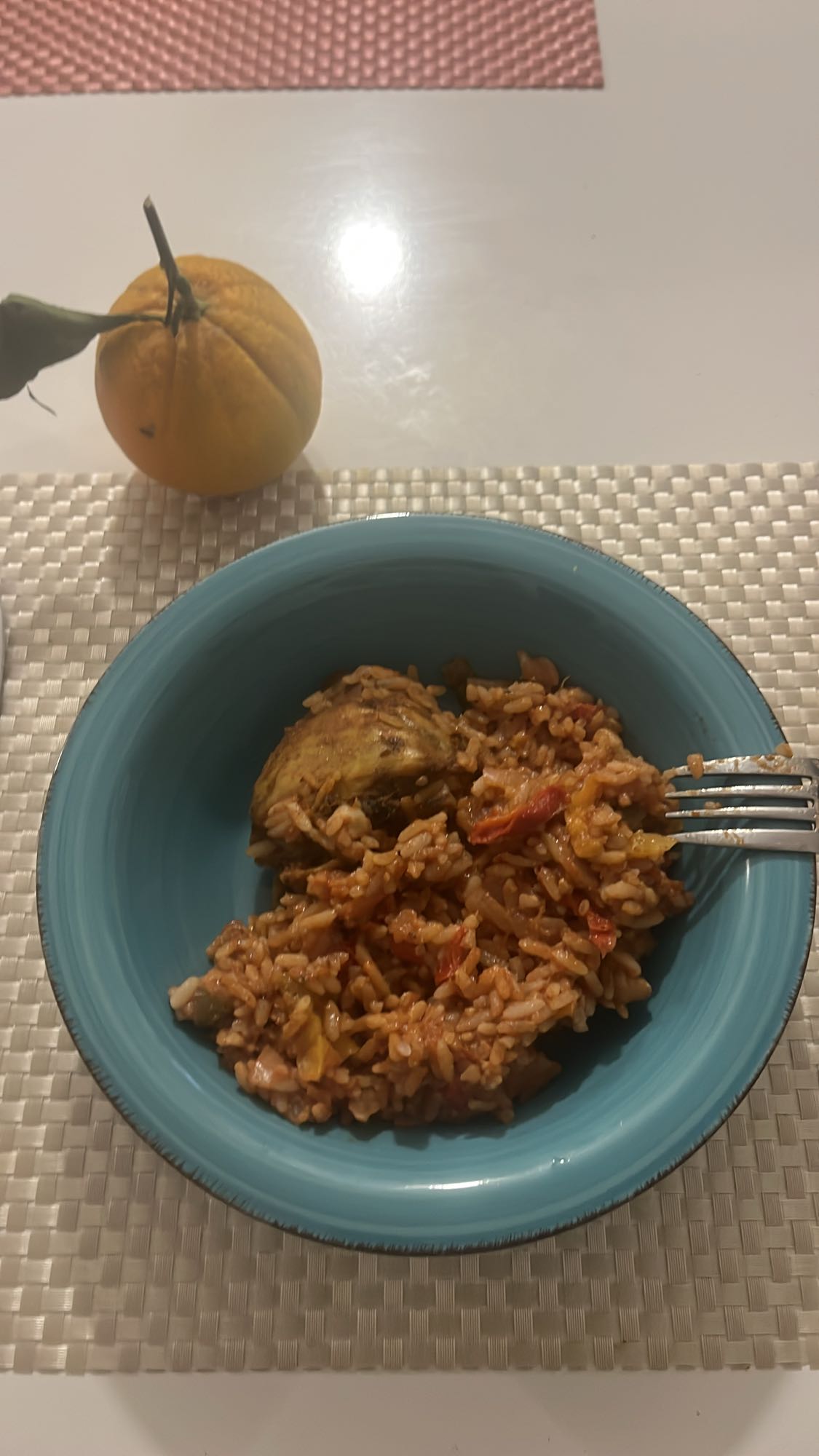 Riz au poulet épicé