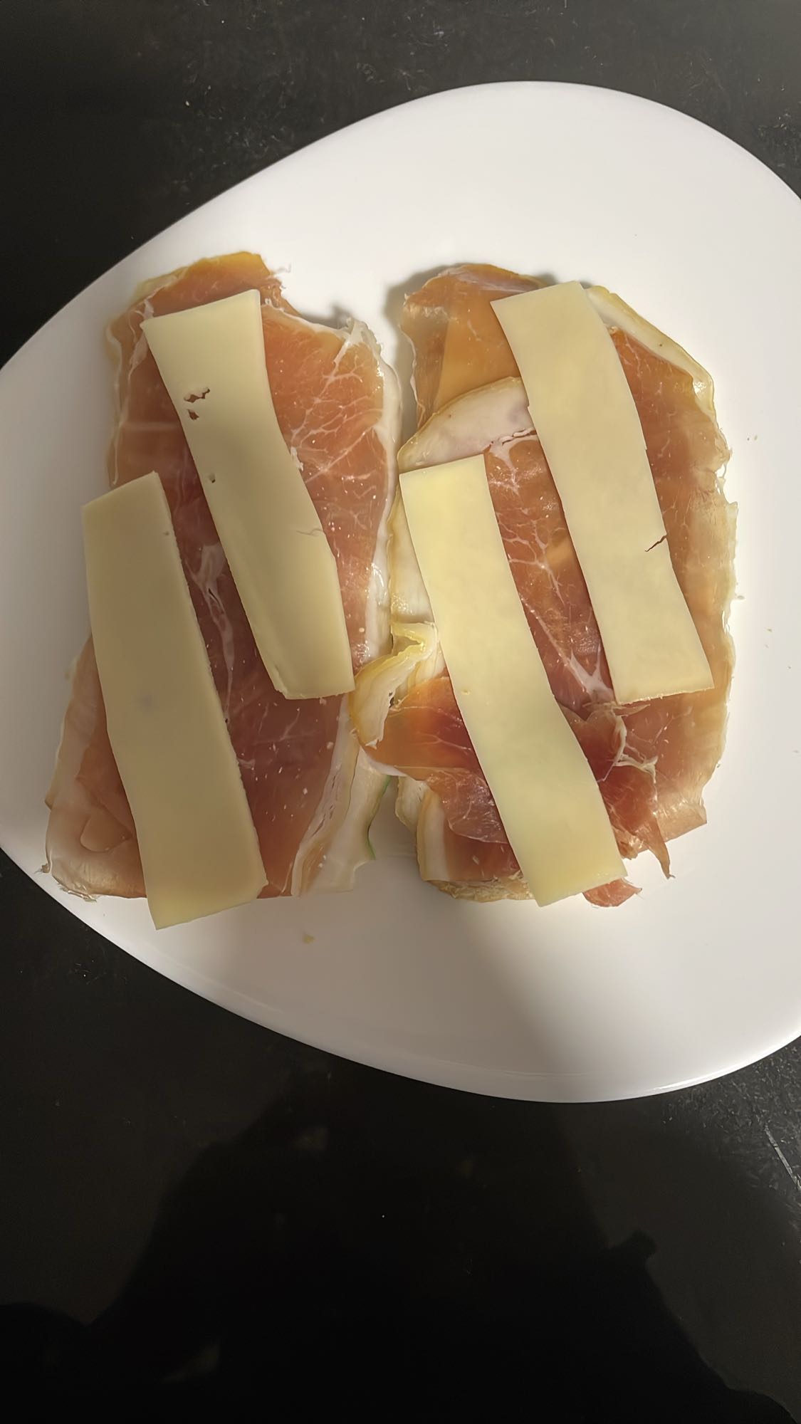 Pechuga con jamón y queso