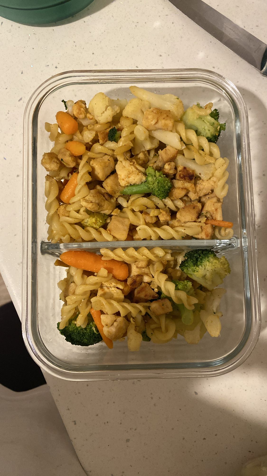 Makaron z kurczakiem