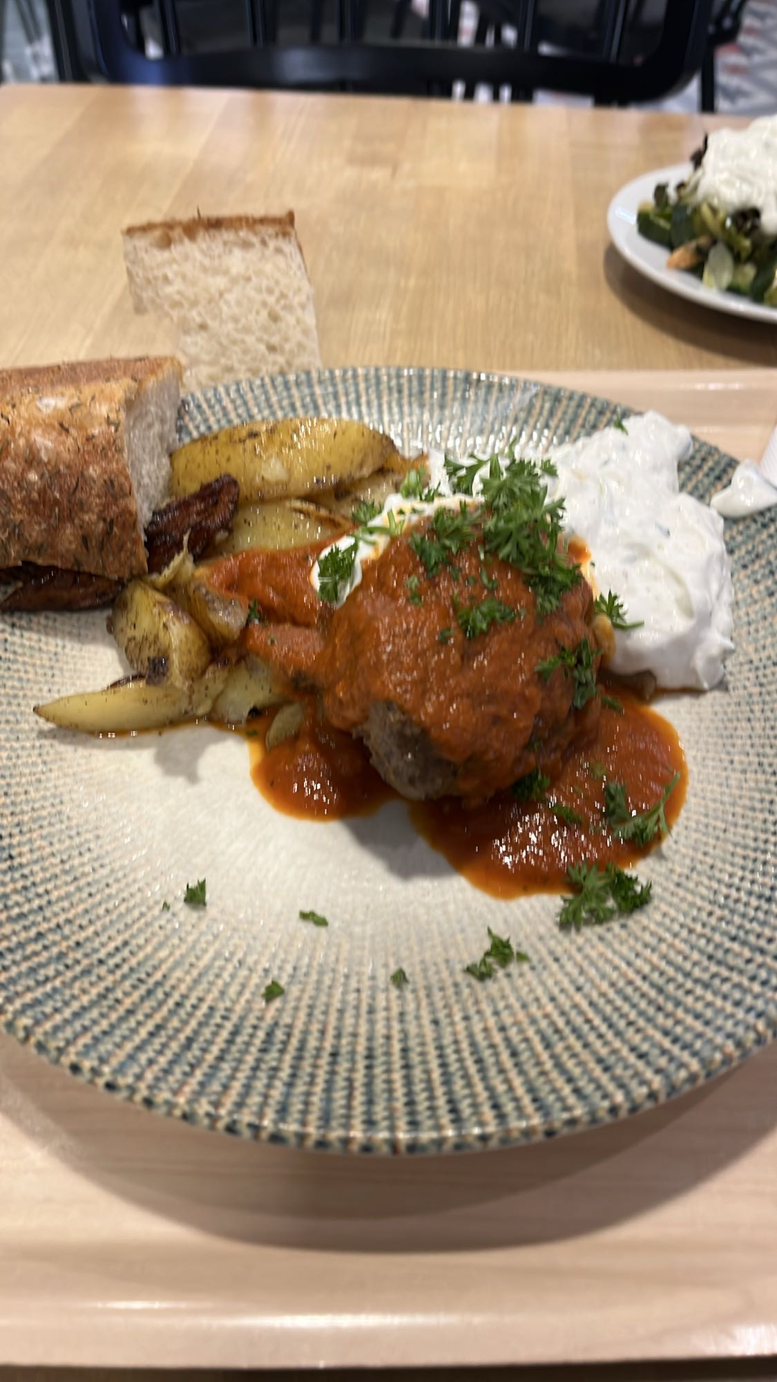 Köttbullar med sås