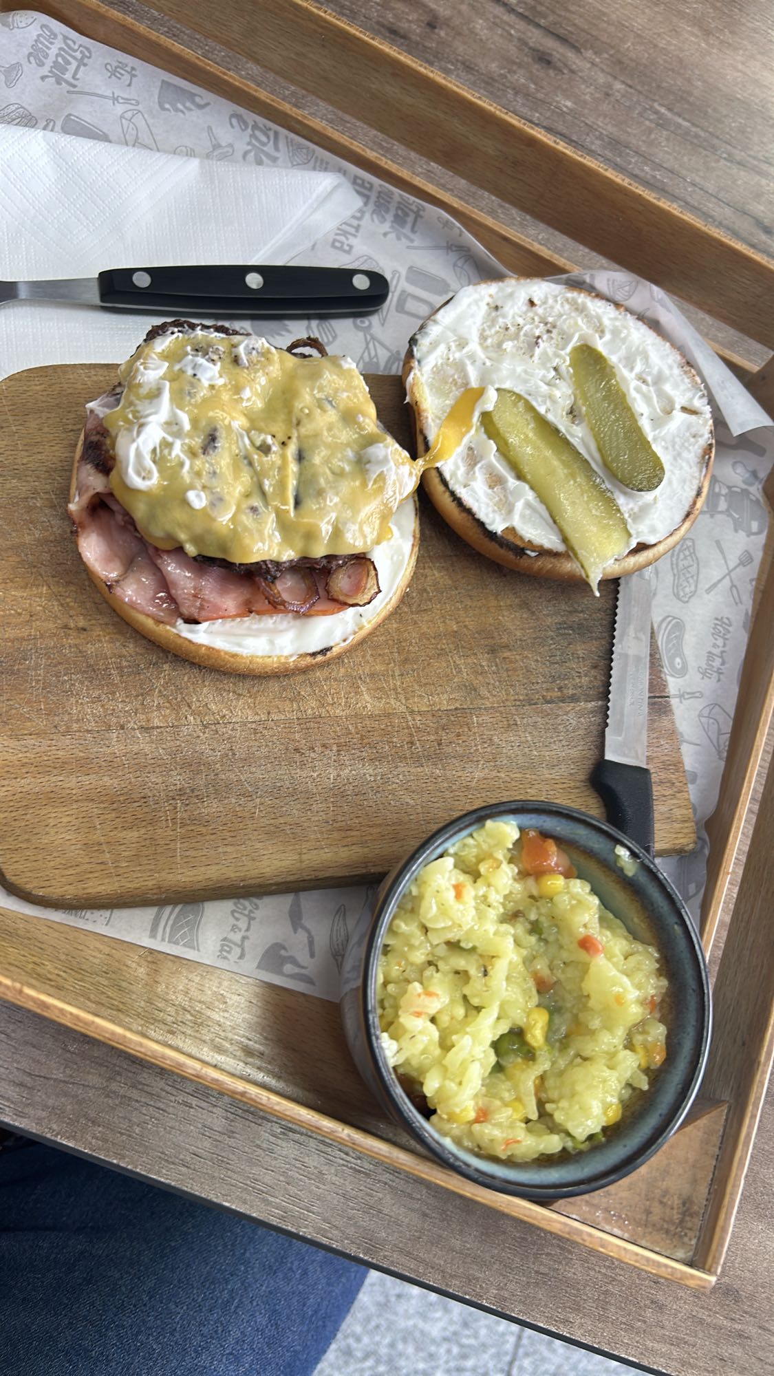 Cheeseburger with Rice