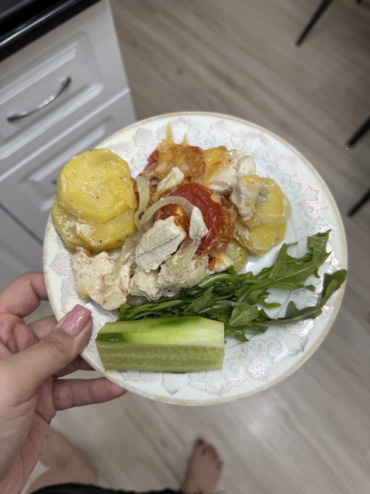 Запеченная курица с овощами