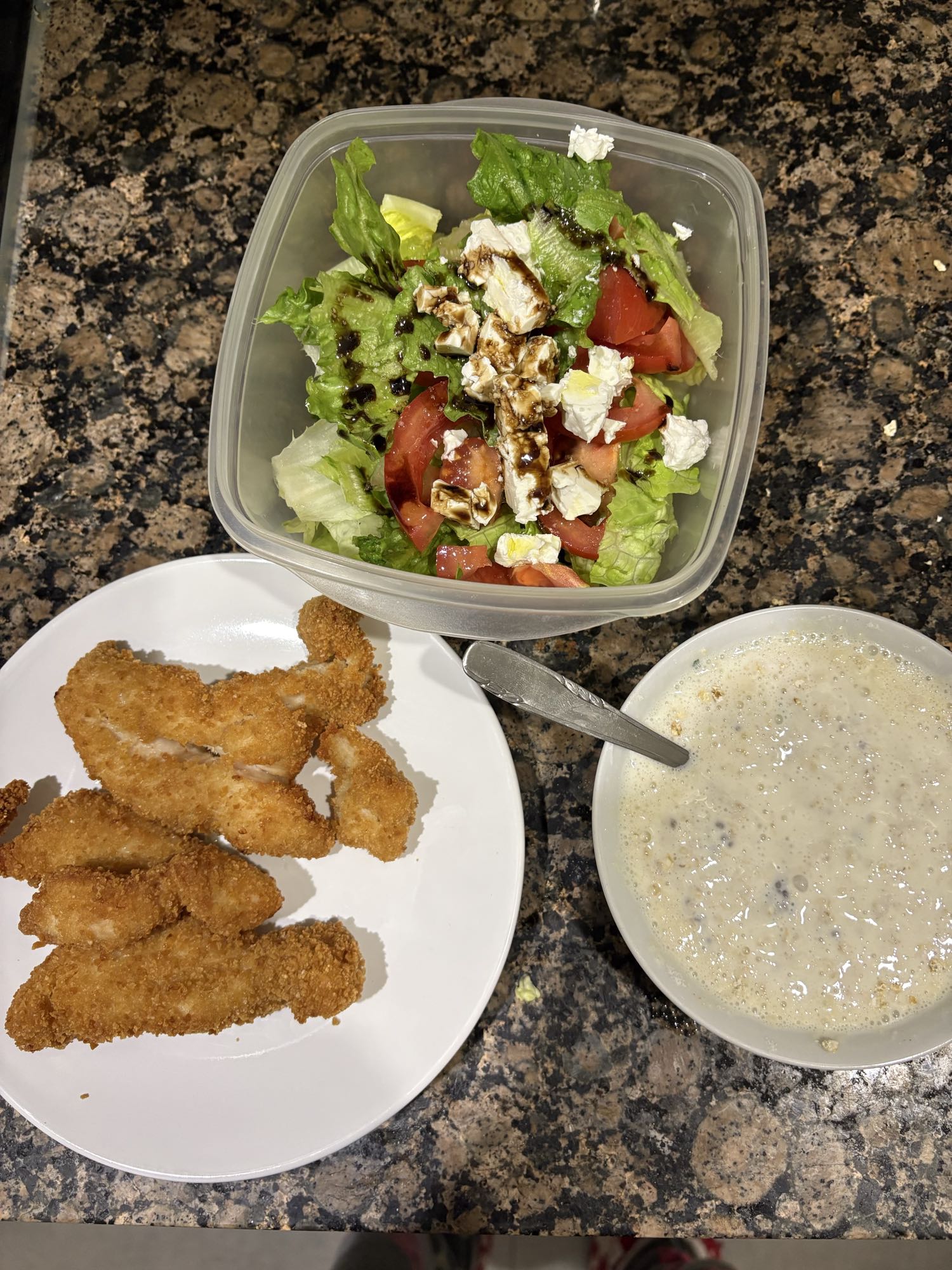 Ensalada con pollo y avena